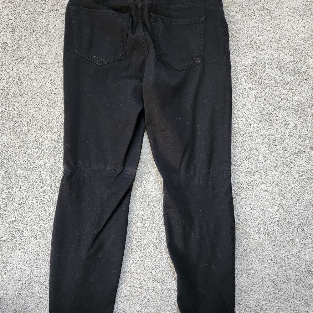 Women's black pants